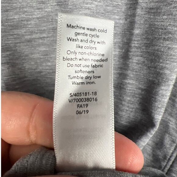 Athleta Scoop Neck Tee Size XS - Picture 4 of 7